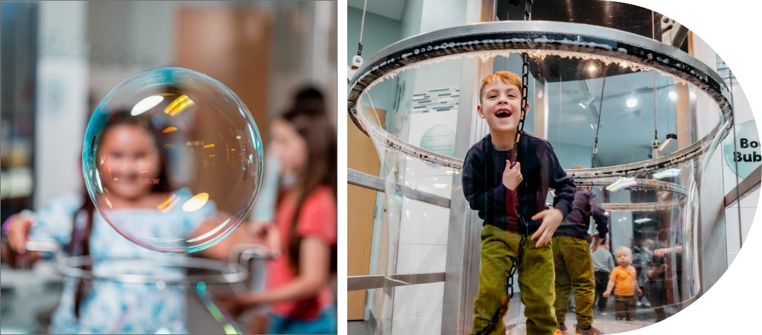 kids play in bubble exhibit